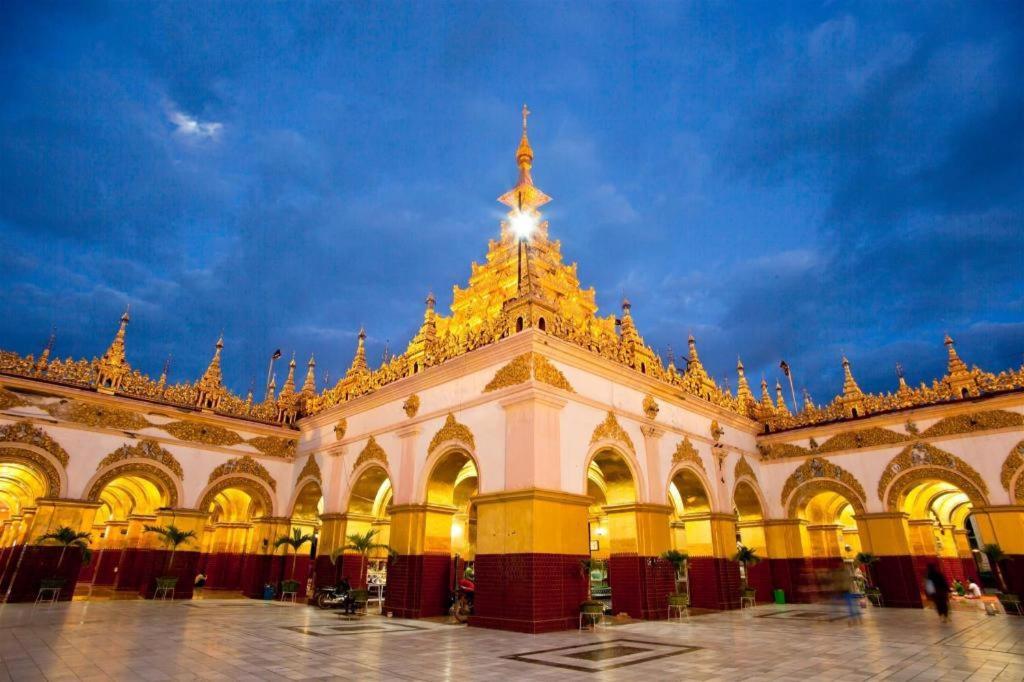 City Grand Hotel Mandalay Esterno foto