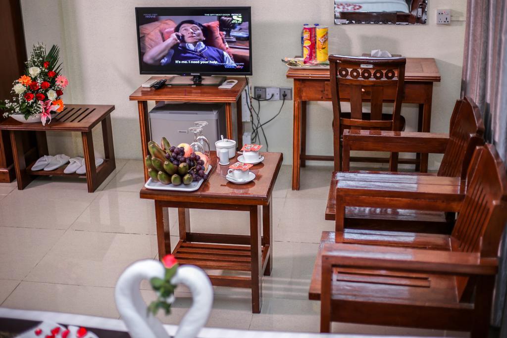 City Grand Hotel Mandalay Esterno foto