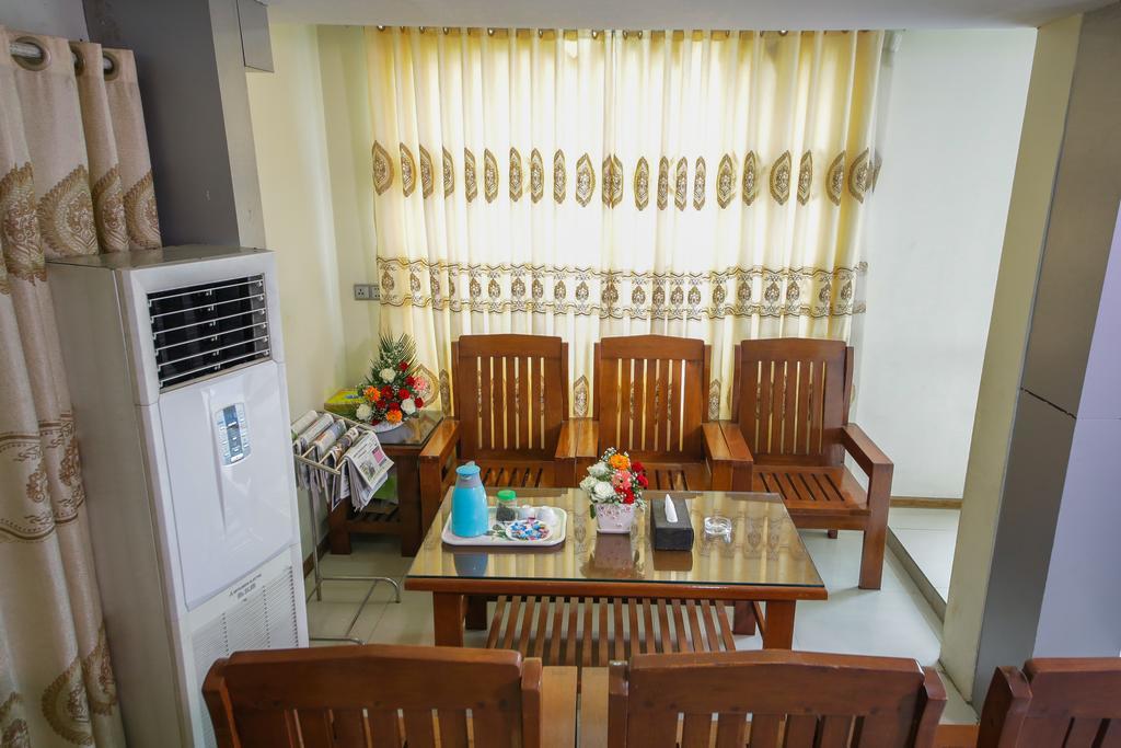 City Grand Hotel Mandalay Esterno foto