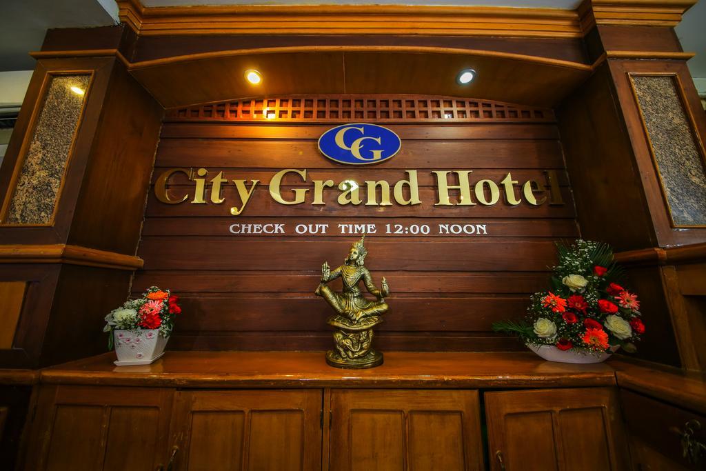 City Grand Hotel Mandalay Esterno foto