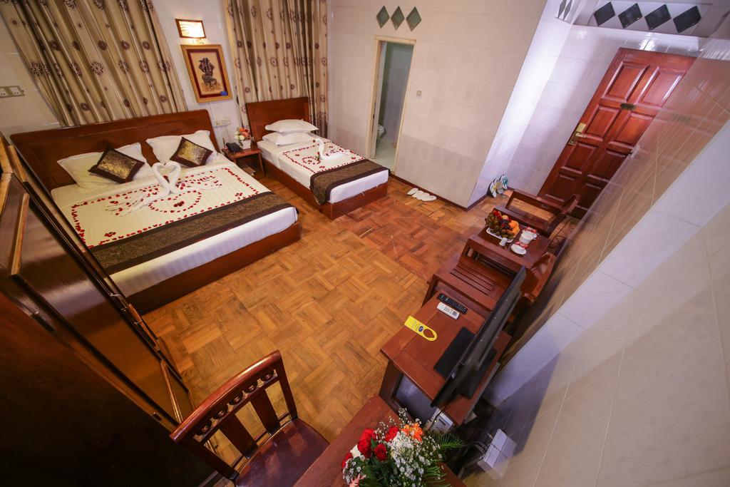 City Grand Hotel Mandalay Esterno foto