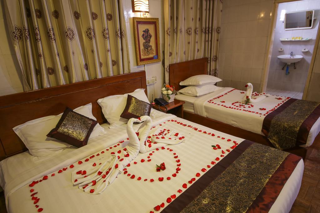 City Grand Hotel Mandalay Esterno foto