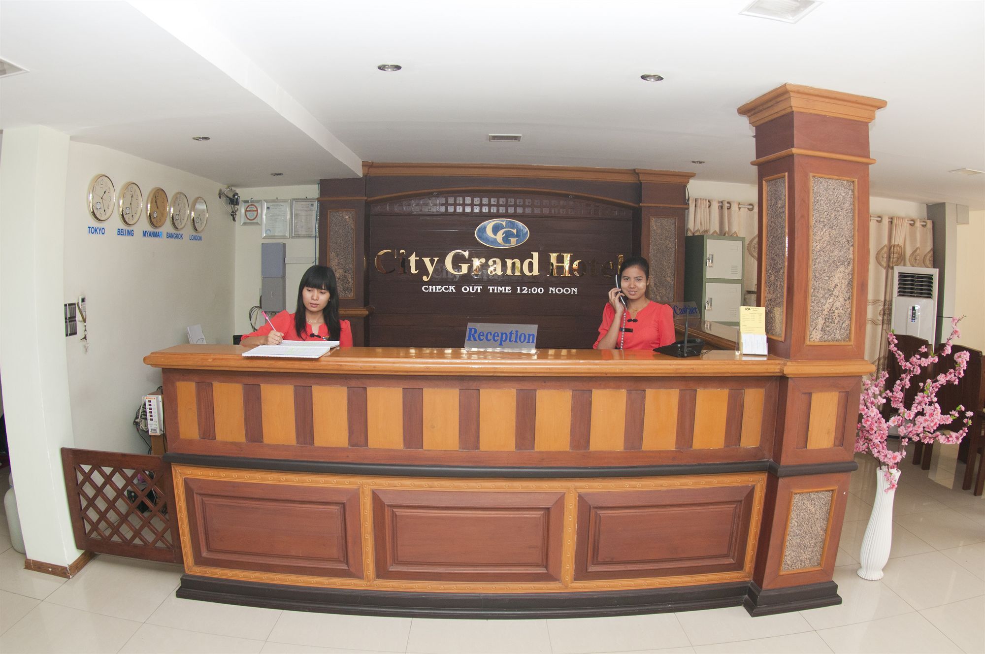 City Grand Hotel Mandalay Esterno foto